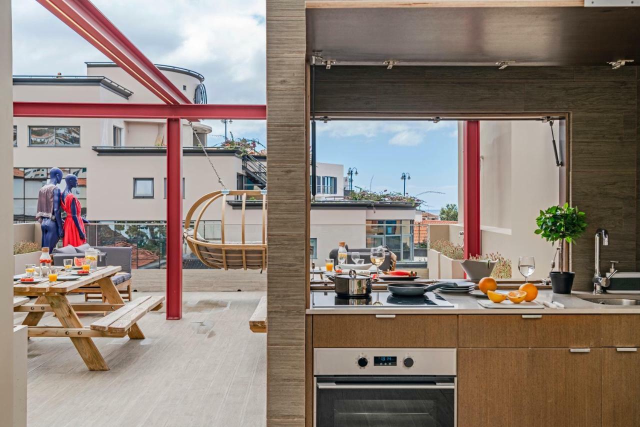 Drapes Design Apartments By An Island Apart Funchal  Exteriér fotografie